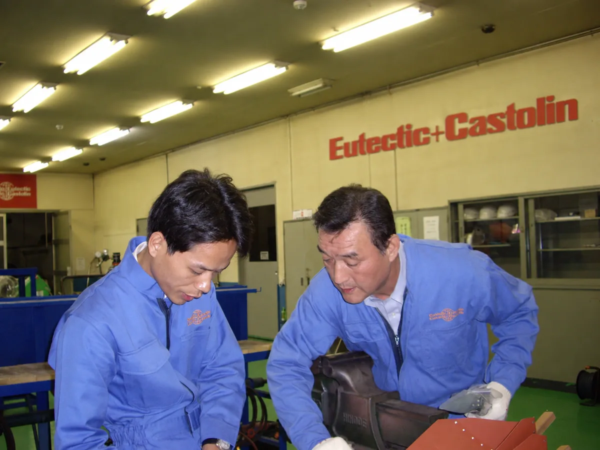 Ảnh tư liệu chuyến học tập tại Castolin Nhật Bản năm 2007
